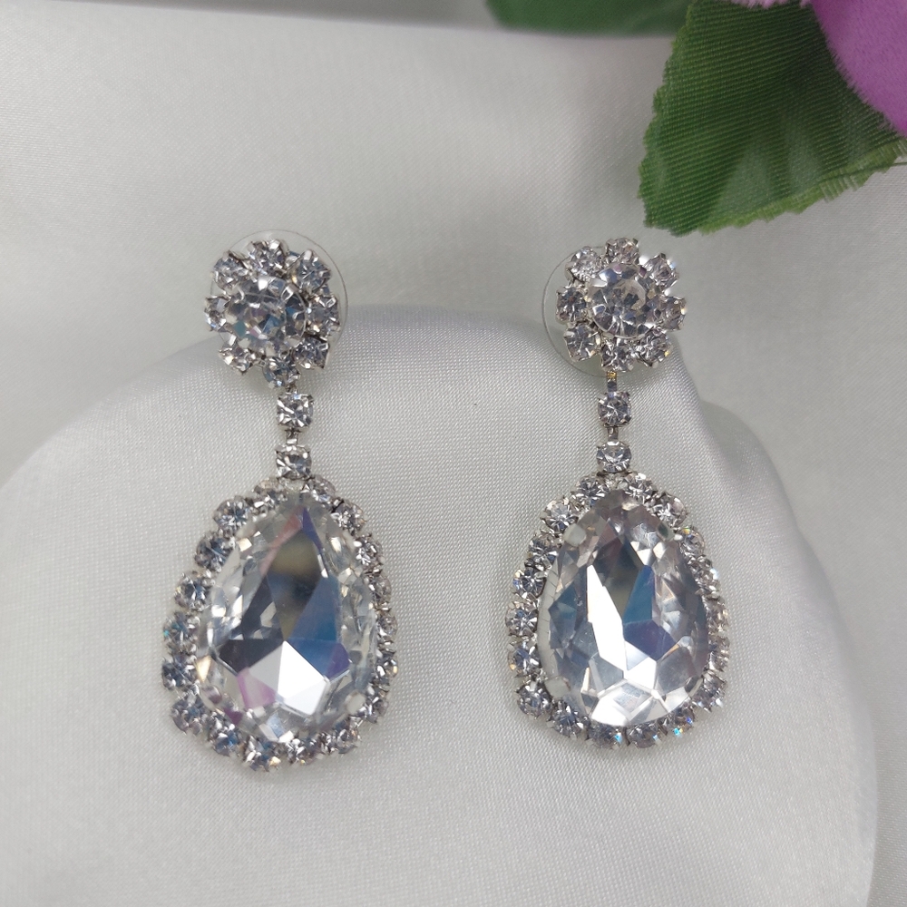 Large Teardrop Rhinestone Faux Diamond Princess Earrings